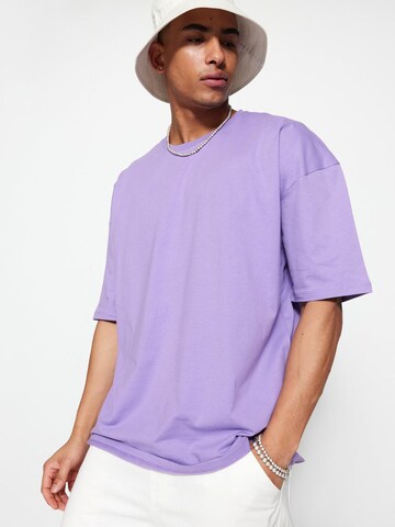 Tricou de la Trendyol pe mov: față