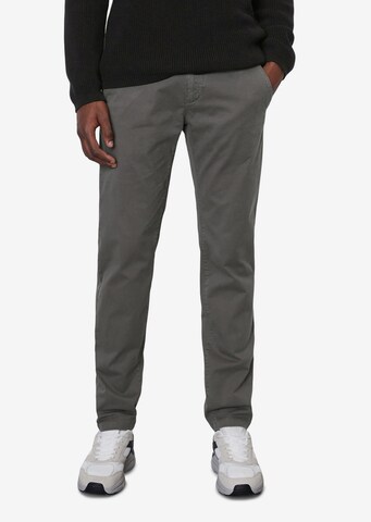 Coupe slim Pantalon chino Marc O'Polo en gris : devant