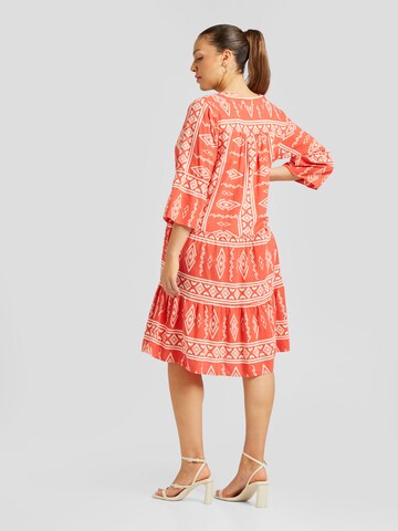 Vero Moda Curve Tunic 'Dicthe' in Red