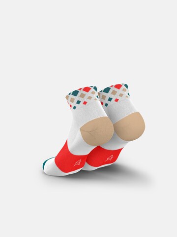 INCYLENCE Athletic Socks 'CRYSTALS SHORT' in Red