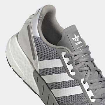 Sneaker bassa 'ZX 1K Boost' di ADIDAS ORIGINALS in grigio