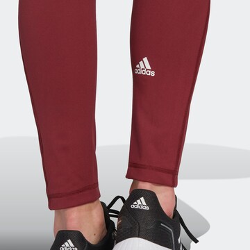 ADIDAS SPORTSWEAR Skinny Sportbroek 'Essentials' in Rood