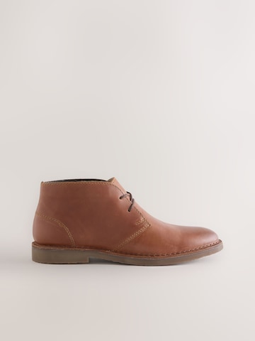Next - Botines chukka en marrón