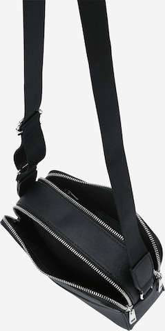 ABOUT YOU Tasche 'Zehra' in Schwarz