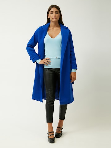 Pullover di Influencer in blu