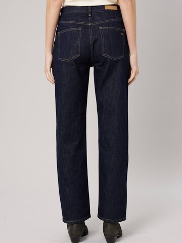 Regular Jean Deeluxe en bleu