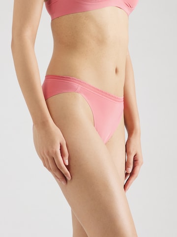 Slip 'BODY ADAPT Twist' SLOGGI en rose : devant