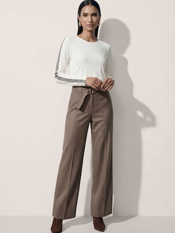 MADELEINE Loosefit Broek in Bruin: voorkant