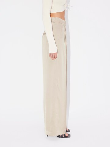 Loosefit Pantalon à pince 'Josy' LeGer by Lena Gercke en beige