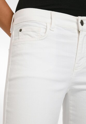 St. Emile Boot cut Jeans in White