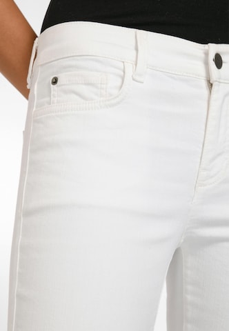 Bootcut Jean St. Emile en blanc