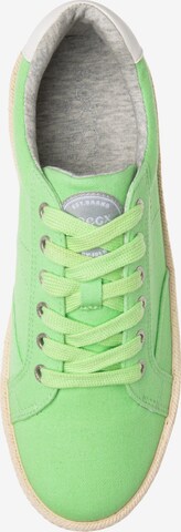 Soccx Sneakers in Green