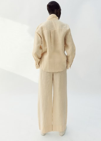 MANGO Regular Hose in Gelb