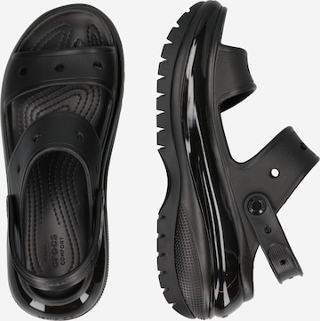 Sandalo 'Classic Mega Crush' di Crocs in nero