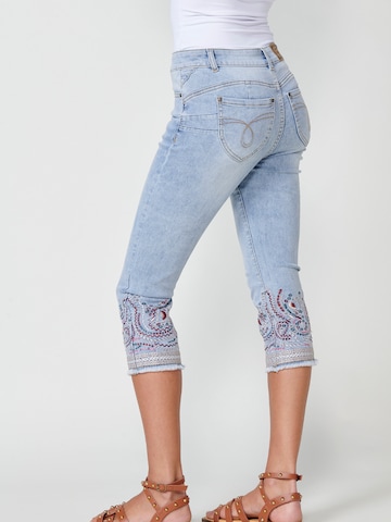 Coupe slim Jean KOROSHI en bleu