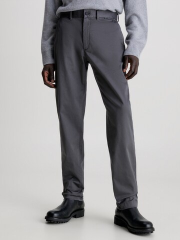 Calvin Klein Slim fit Chino Pants in Grey: front