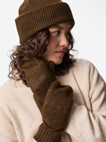 PIECES - Gorra 'PCNYNNE ' en marrón: frente