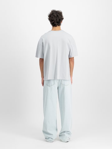 T-Shirt 'Studio Edition' ALPHA INDUSTRIES en gris