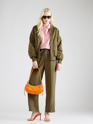JDY - regular Pantalón 'OLLI' en verde
