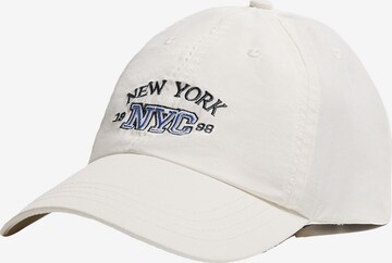 Casquette Bershka en blanc