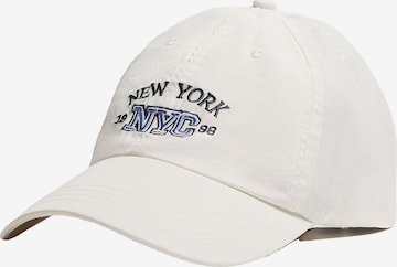 Casquette Bershka en blanc