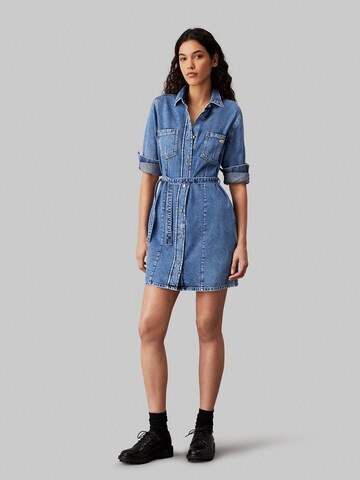Calvin Klein Jeans Košilové šaty – modrá: přední strana