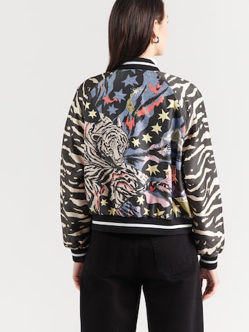 Marc Cain Демисезонная куртка в Черный