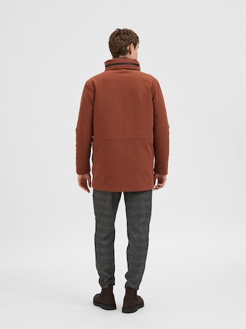 SELECTED HOMME Weatherproof jacket in Brown