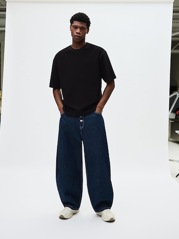 BershkaMajica - crna boja