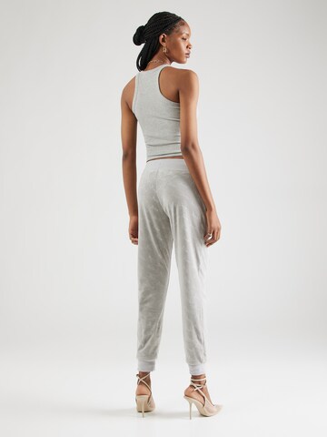 Juicy Couture Tapered Byxa i grå