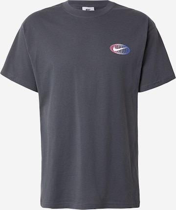 Nike Sportswear T-Shirt 'ATHL' in Grau: Vorderseite