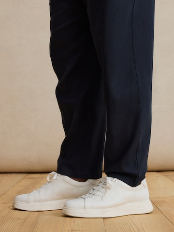 DAN FOX APPAREL Regular Панталон 'Keno' в синьо