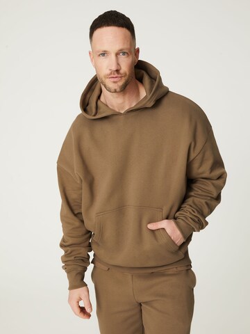 DAN FOX APPAREL Sweatshirt 'Dean' i brun: forside