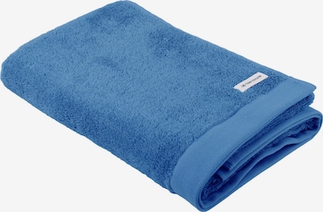 Serviette de douche TOM TAILOR en bleu : devant