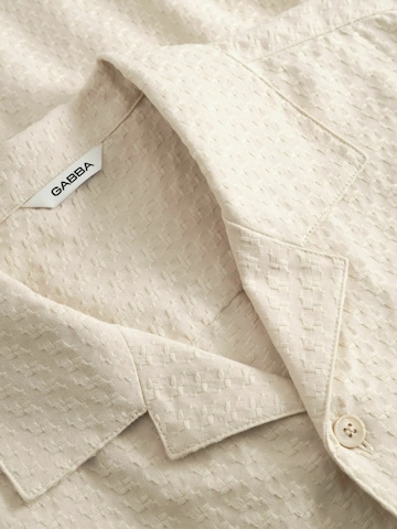 Coupe regular Chemise ' GABtemo ' GABBA en beige