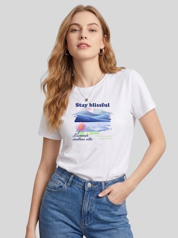 T-shirt 'Women Watercolor Mountain and Lake Floral Print T-shirt' LapaPlus en blanc : devant