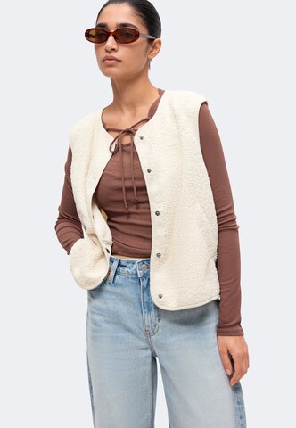 ZABAIONE Vest 'Wi44nnie' in Beige