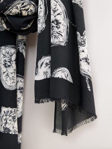 Next - Cachecóis em preto