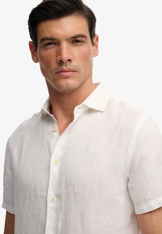 Fit confort Chemise 'Riviera' Superdry & Co en blanc