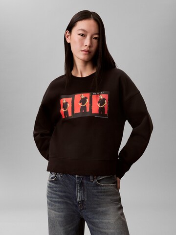 Bluză de molton 'OUTTAKES' de la Calvin Klein pe negru: față