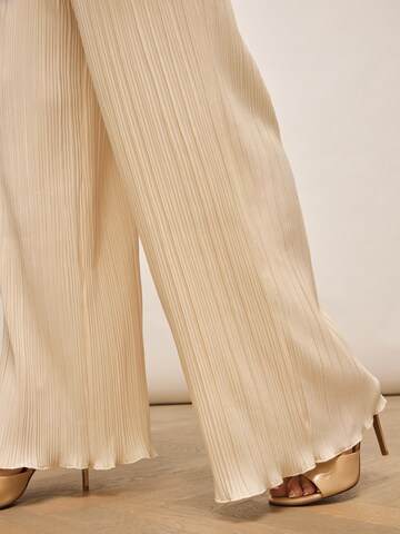 regular Pantaloni di noar studios in bianco