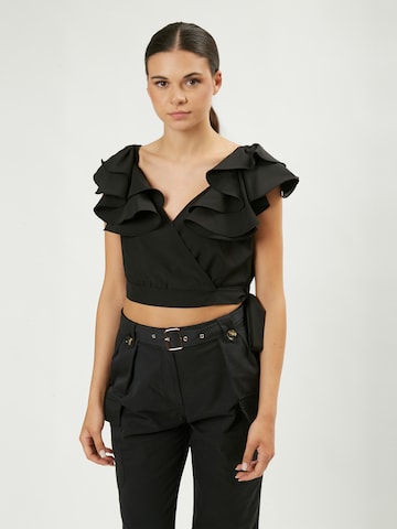 Influencer Top 'Wrap-up' in Black: front