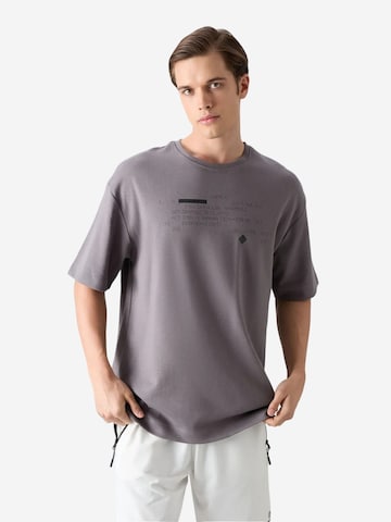 Tommy Life - Camisa 'T-Shirts' em cinzento: frente
