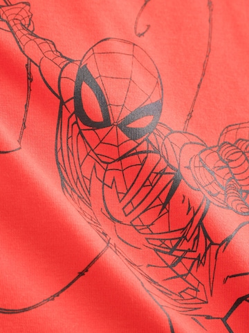Next Shirt in Red