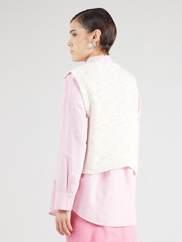 Pullover 'Loui' di Esmé Studios in bianco