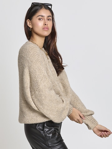 Lilavie Strickpullover ' Peggii ' in Beige
