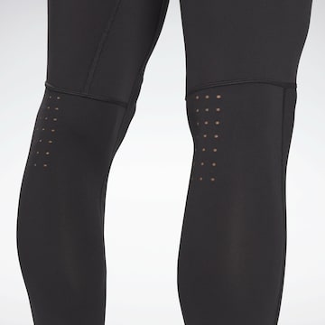 Reebok Skinny Sporthose in Schwarz