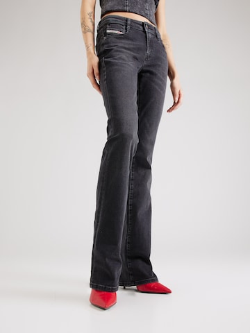 DIESEL Flared Jeans '1969 D-EBBEY' i svart: framsida