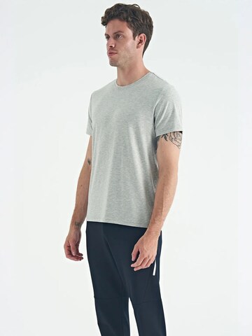 T-Shirt Tommy Life en gris