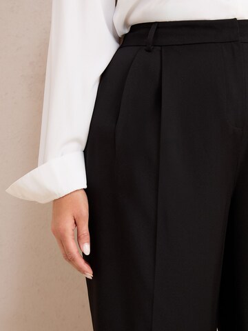 Wide Leg Pantalon à plis Friends Like These en noir